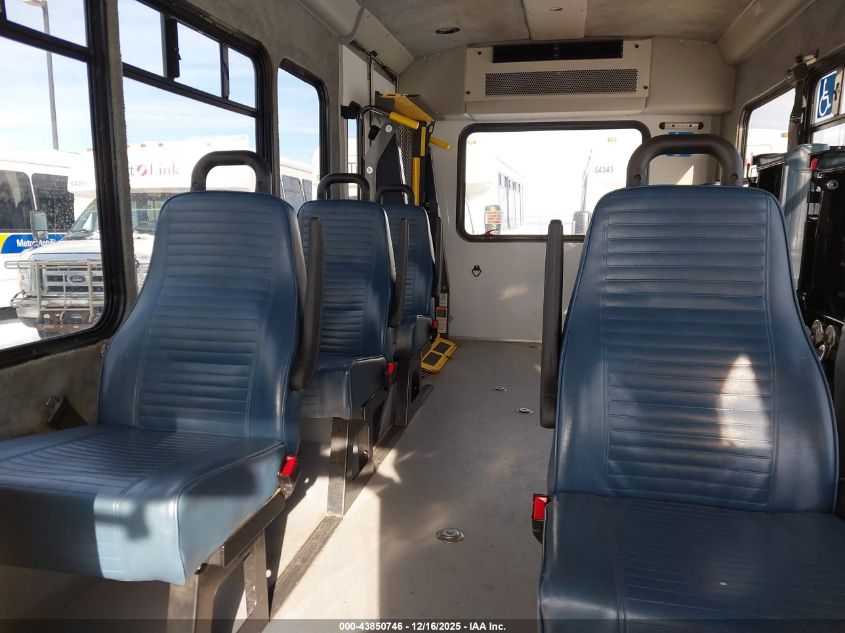 2018 Ford Transit-350 Cutaway VIN: 1FDES8PM1JKB07079 Lot: 43850746