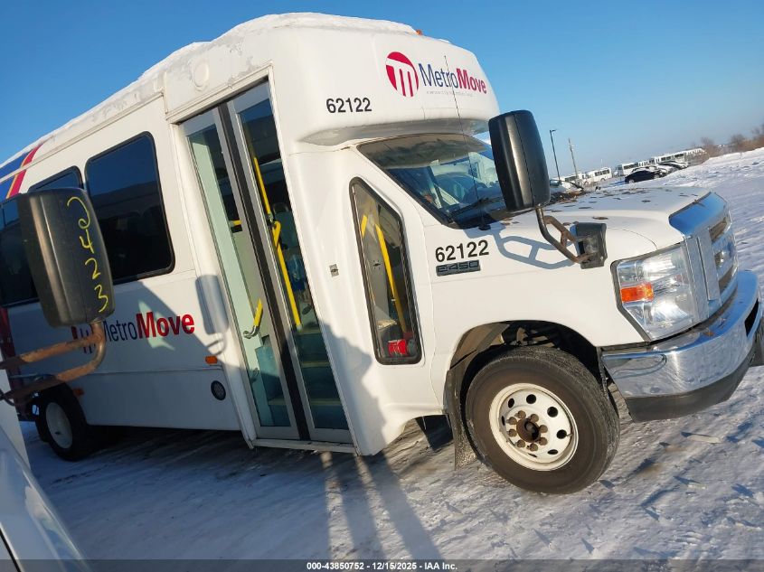 2017 Ford E-450 Cutaway VIN: 1FDFE4FS6HDC67333 Lot: 43850752