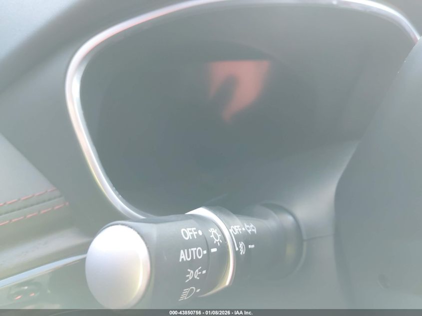 2025 Acura MDX - 5J8YD8H82SL001718