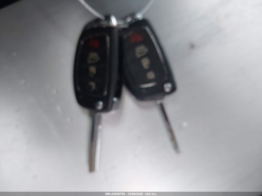 2016 Hyundai Santa Fe Sport 2.4L VIN: 5XYZU3LB8GG364990 Lot: 43850795