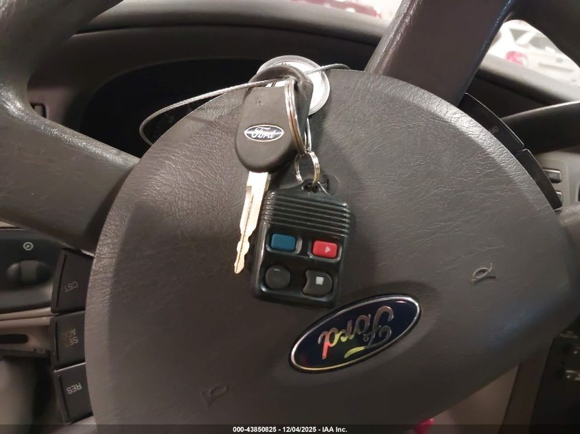 2004 Ford Taurus Se VIN: 1FAFP53UX4G134969 Lot: 43850825