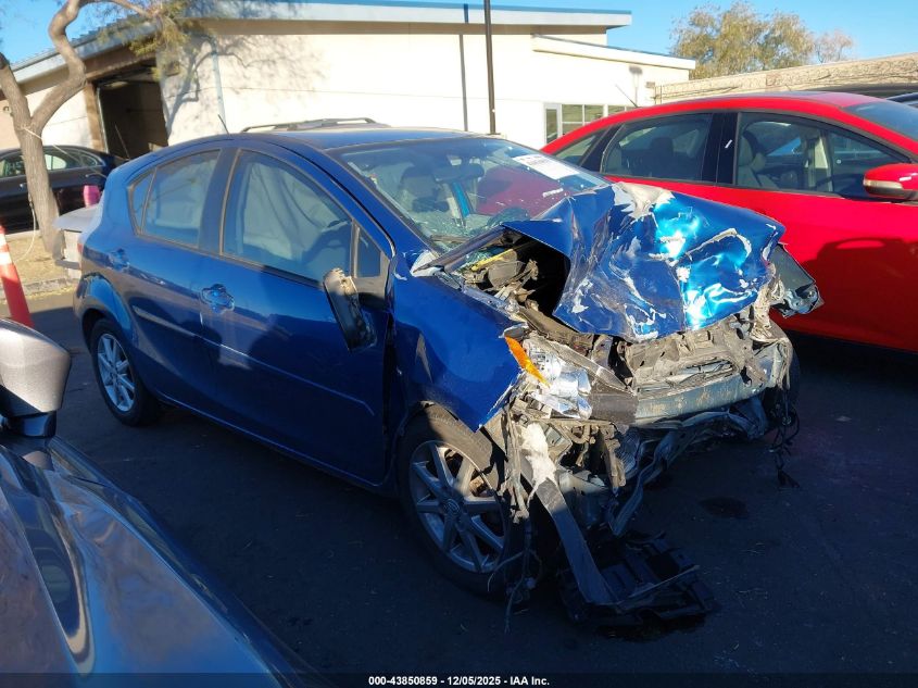 2014 Toyota Prius C Four VIN: JTDKDTB37E1559410 Lot: 43850859