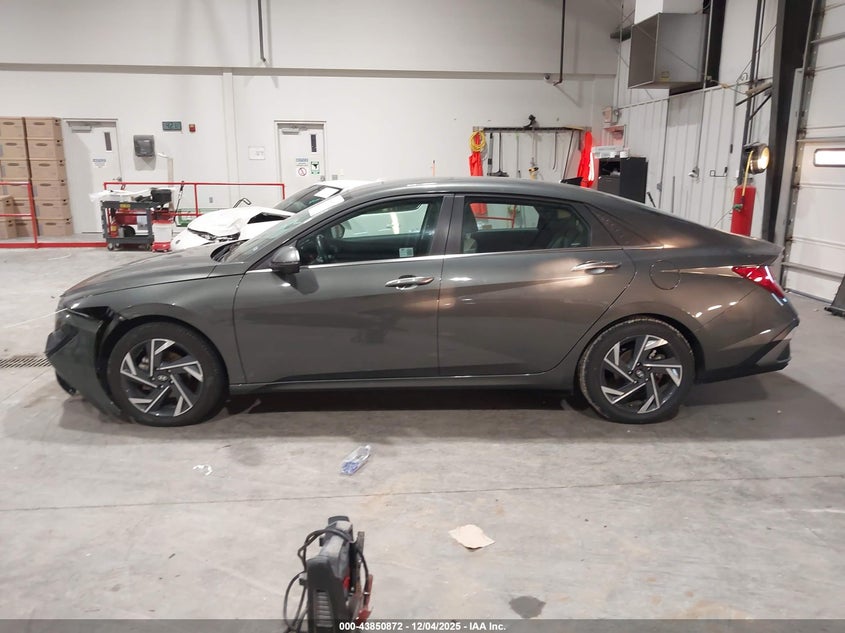 KMHLP4DG8RU792942 2024 HYUNDAI ELANTRA photo no. 15