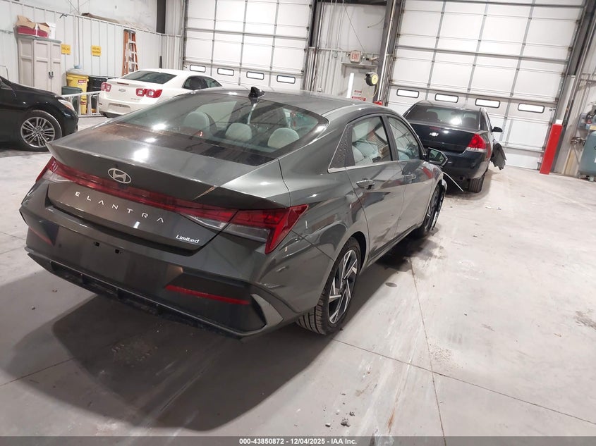 KMHLP4DG8RU792942 2024 HYUNDAI ELANTRA photo no. 4