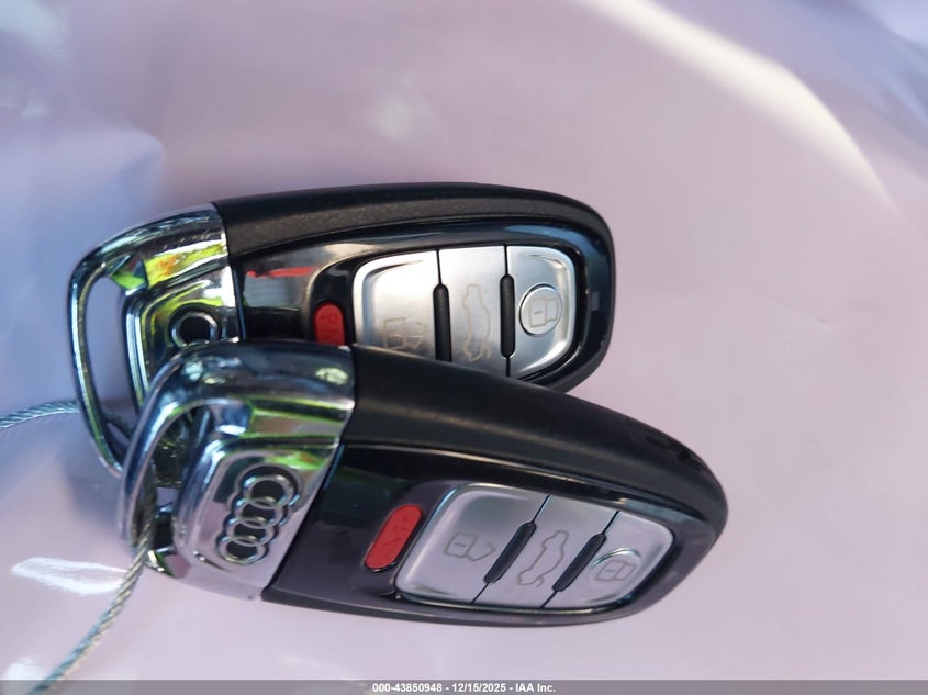 2018 Audi A8 L 4.0T Sport VIN: WAU43AFD2JN000303 Lot: 43850948