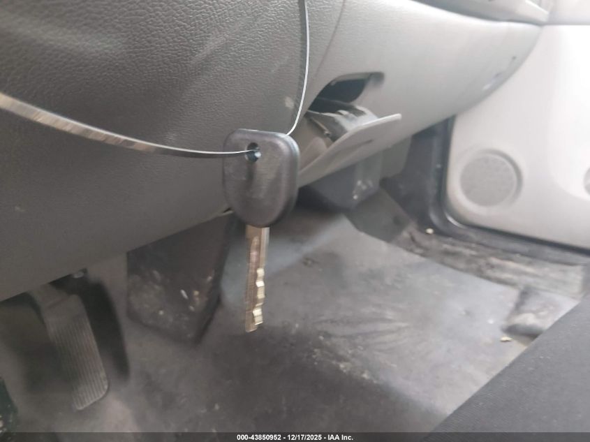 2009 Chevrolet Silverado 1500 Work Truck VIN: 1GCEC19C59Z123611 Lot: 43850952