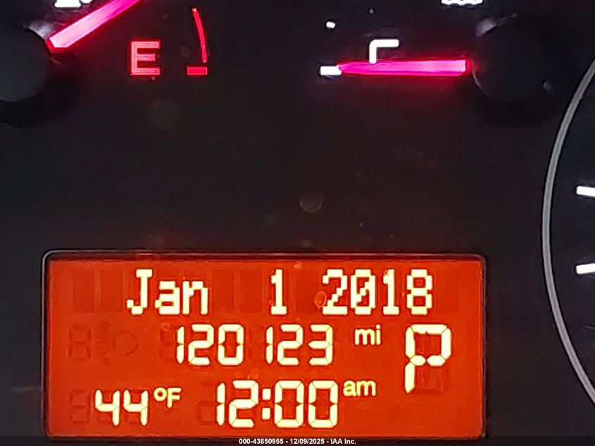 2022 Ram Promaster City Cargo Van VIN: ZFBHRFAB2N6W38530 Lot: 43850955