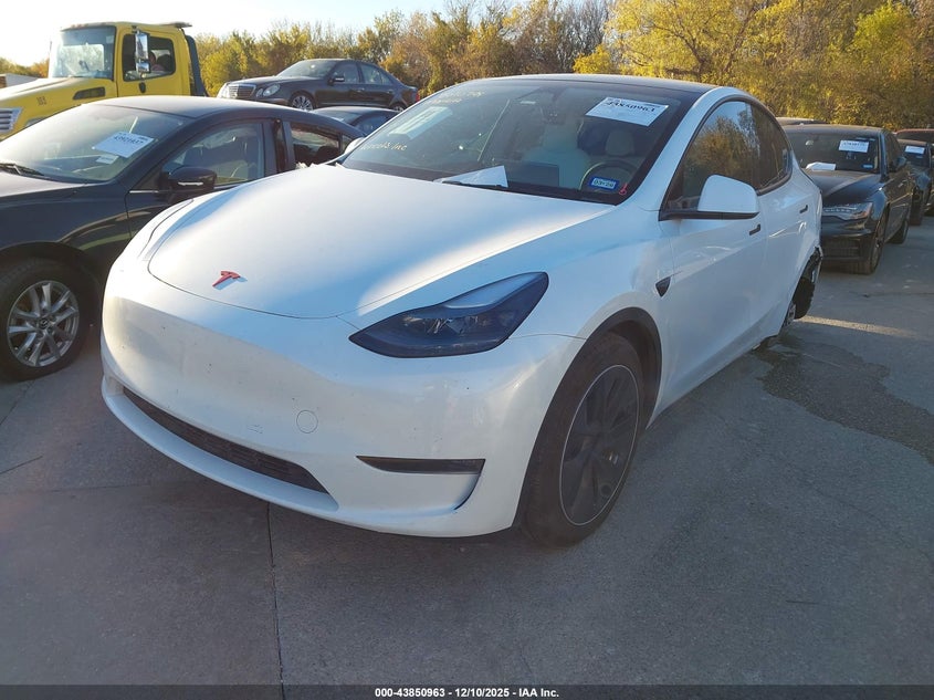 2024 Tesla Model Y Long Range Dual Motor All-Wheel Drive