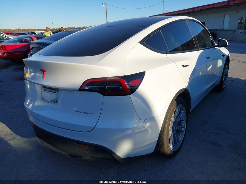 2024 Tesla Model Y Long Range Dual Motor All-Wheel Drive