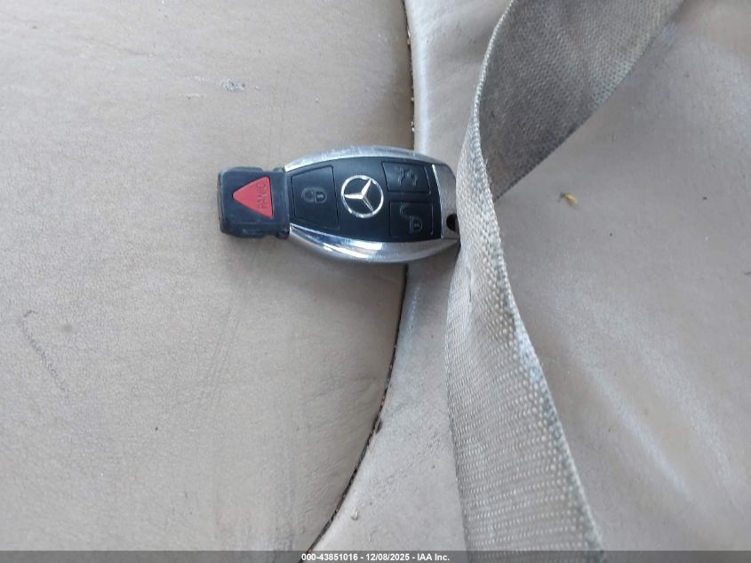 2001 Mercedes-Benz S 500 VIN: WDBNG75J31A150805 Lot: 43851016