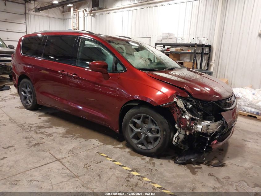 CHRYSLER PACIFICA TOURING L PLUS