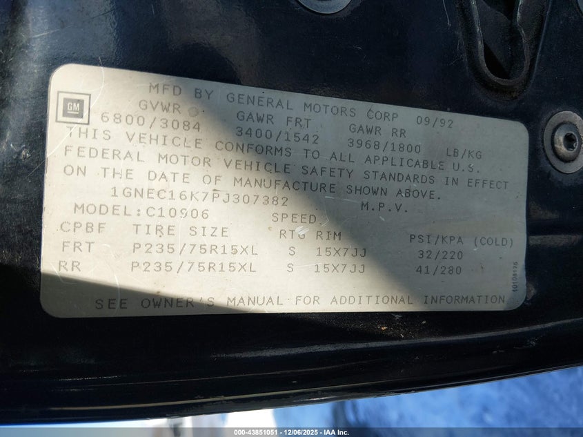 1GNEC16K7PJ307382 1993 CHEVROLET SUBURBAN photo no. 9