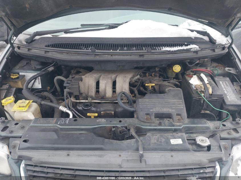 2000 Chrysler Town & Country Lx VIN: 1C4GP44G4YB717252 Lot: 43851086