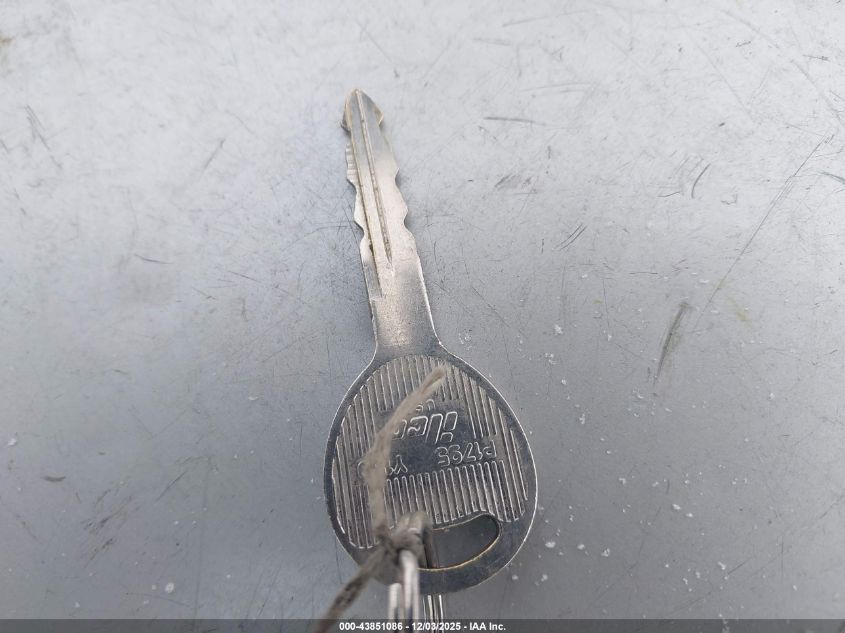 2000 Chrysler Town & Country Lx VIN: 1C4GP44G4YB717252 Lot: 43851086