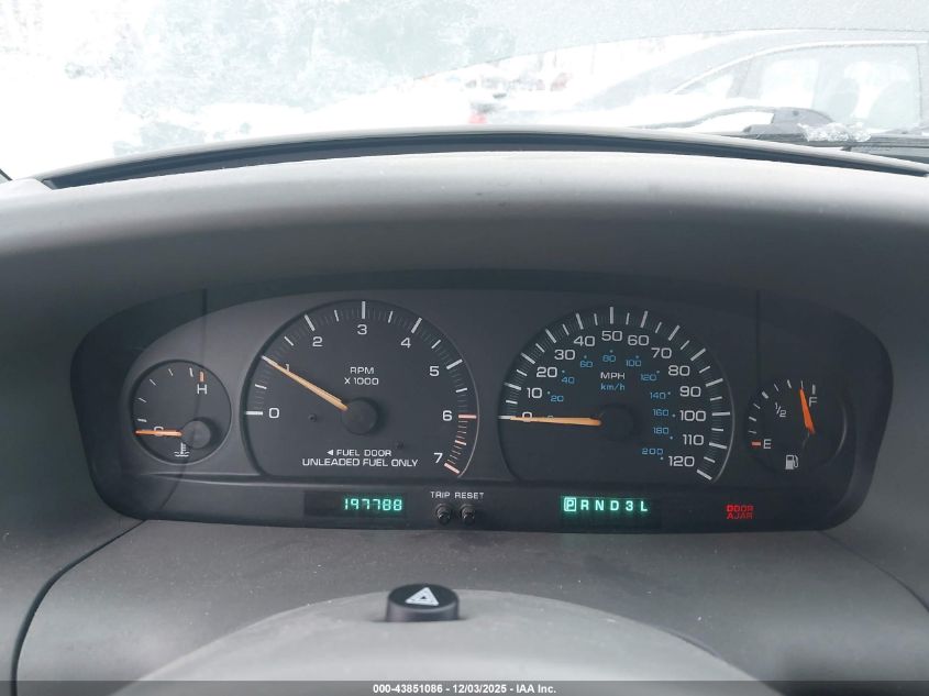 2000 Chrysler Town & Country Lx VIN: 1C4GP44G4YB717252 Lot: 43851086