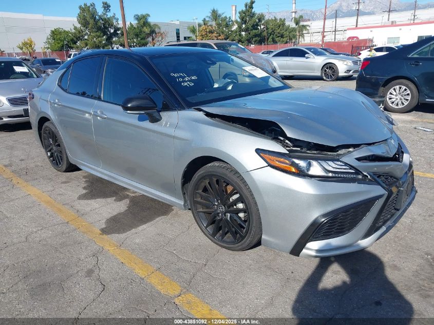 TOYOTA CAMRY HYBRID XSE HYBRID