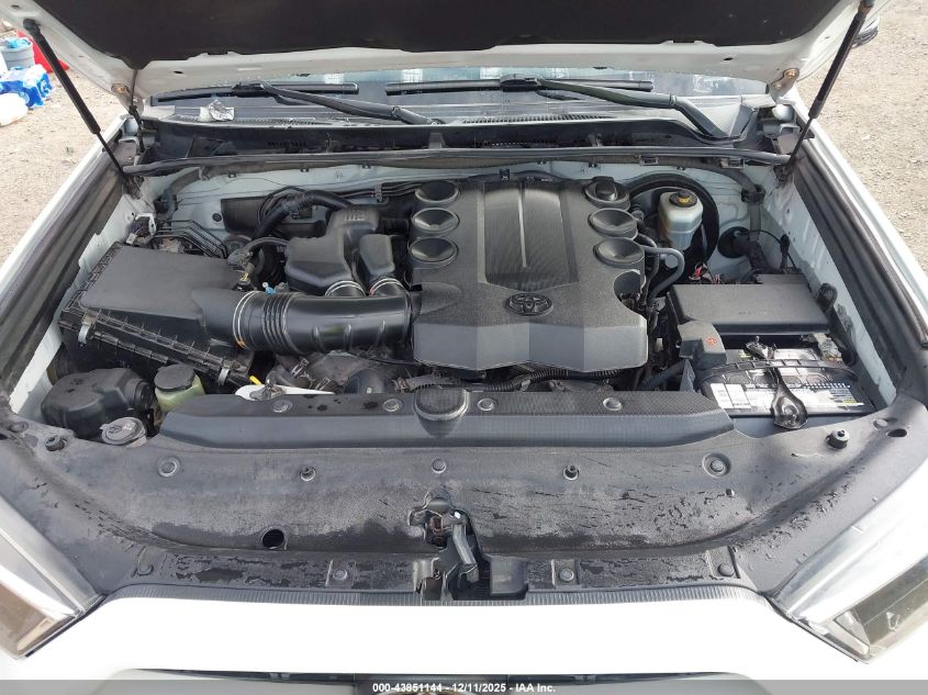 2017 Toyota 4Runner Limited VIN: JTEZU5JR1H5161313 Lot: 43851144