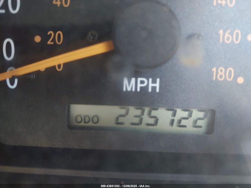 2003 Toyota Tundra Sr5 V8 VIN: 5TBBT44183S437555 Lot: 43851302