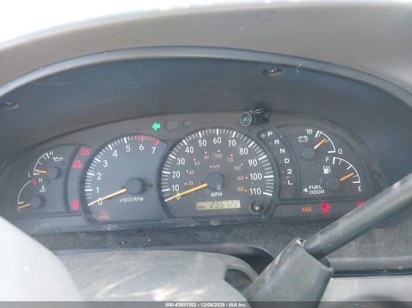 2003 Toyota Tundra Sr5 V8 VIN: 5TBBT44183S437555 Lot: 43851302