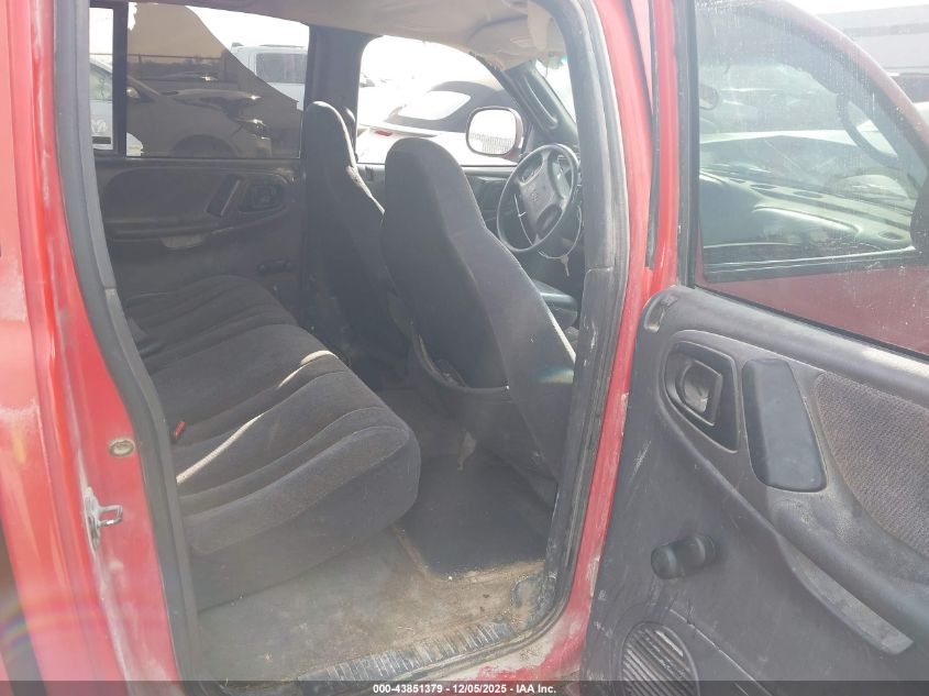 2000 Dodge Dakota Slt/Sport VIN: 1B7GL2AX1YS603679 Lot: 43851379