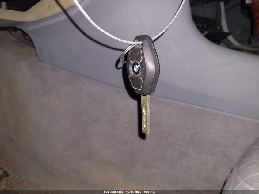 2001 BMW 330I VIN: WBAAV53471FJ72331 Lot: 43851402