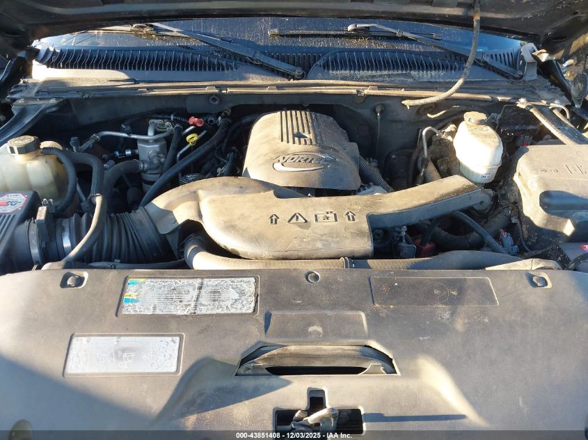 2005 Chevrolet Tahoe Ls VIN: 1GNEC13T65R192334 Lot: 43851408