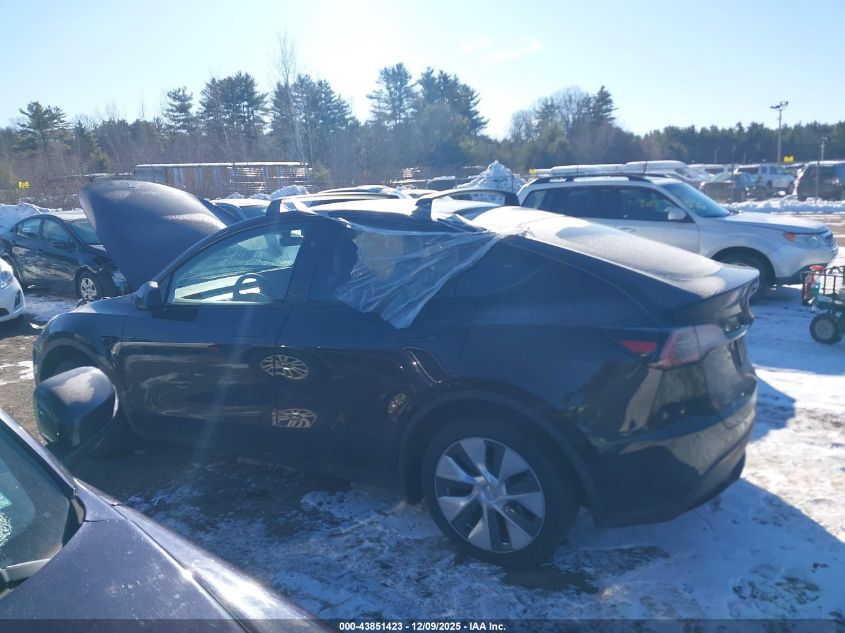 2023 Tesla Model Y VIN: 7SAYGDEE2PA186128 Lot: 43851423