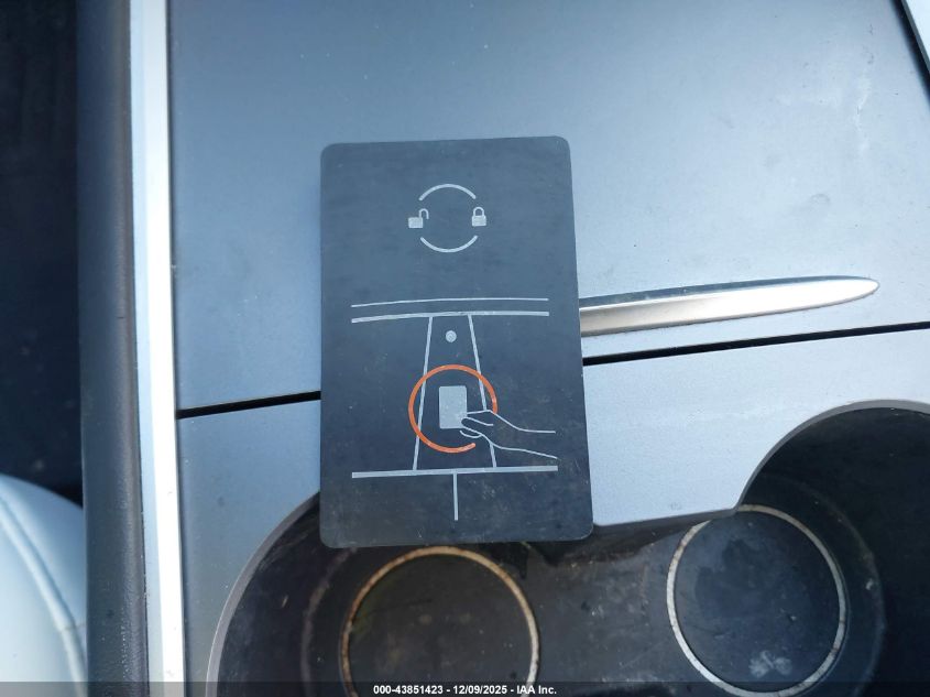 2023 Tesla Model Y VIN: 7SAYGDEE2PA186128 Lot: 43851423