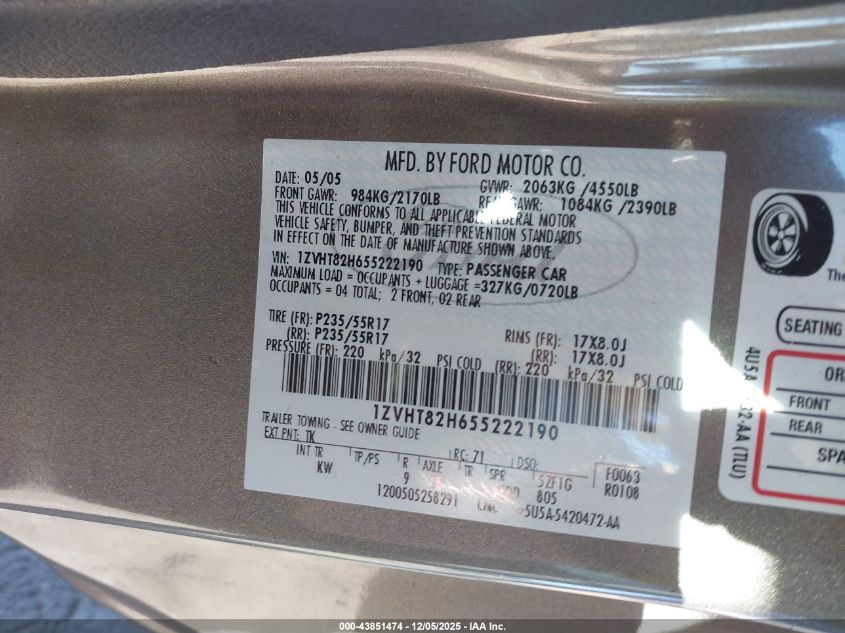 2005 Ford Mustang Gt Deluxe/Gt Premium VIN: 1ZVHT82H655222190 Lot: 43851474