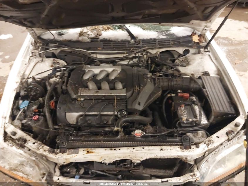 1998 Honda Accord Ex V6 VIN: 1HGCG1655WA021318 Lot: 43851541