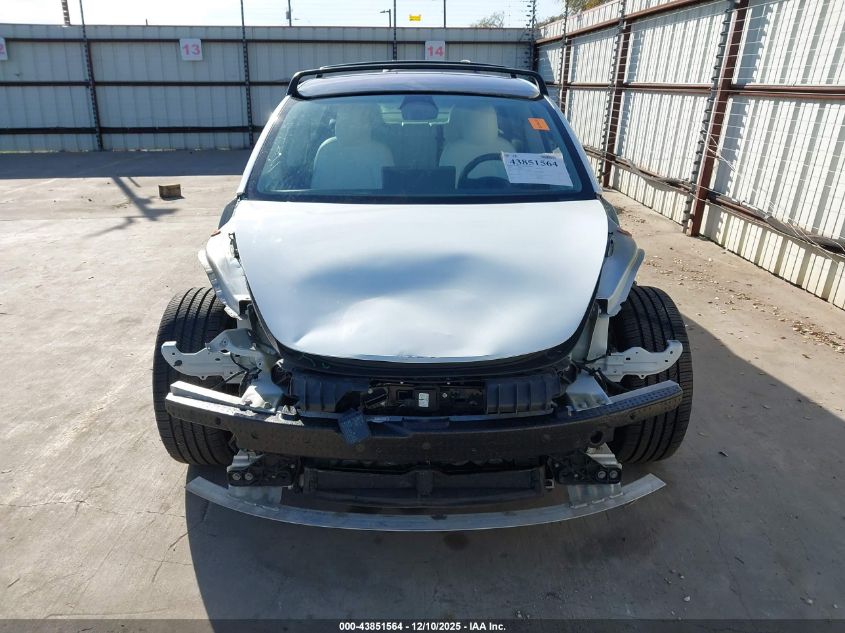 2018 Tesla Model 3 Long Range/Performance VIN: 5YJ3E1EB6JF098159 Lot: 43851564