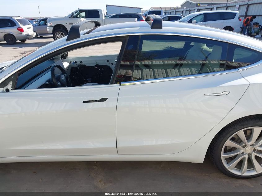 2018 Tesla Model 3 Long Range/Performance VIN: 5YJ3E1EB6JF098159 Lot: 43851564