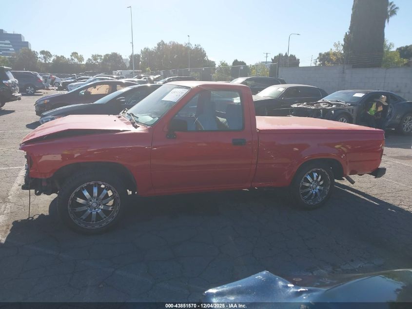 1992 Toyota Pickup 1/2 Ton Short Whlbase Stb VIN: 4TARN81A0NZ033173 Lot: 43851570