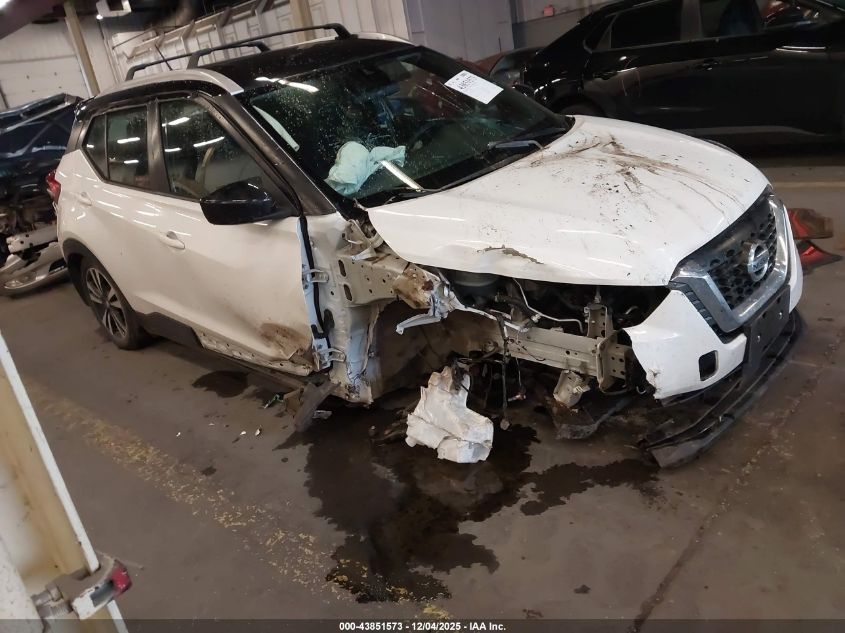 NISSAN KICKS SV XTRONIC CVT