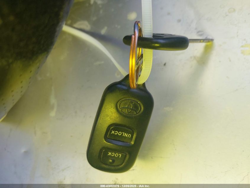 2004 Toyota Corolla S VIN: 1NXBR32E94Z307671 Lot: 43851576