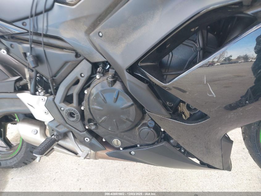 2025 Kawasaki Ex650 R VIN: ML5EXER16SDAD8766 Lot: 43851602