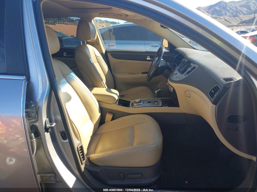 KMHGC46F29U047119 2009 HYUNDAI GENESIS photo no. 5