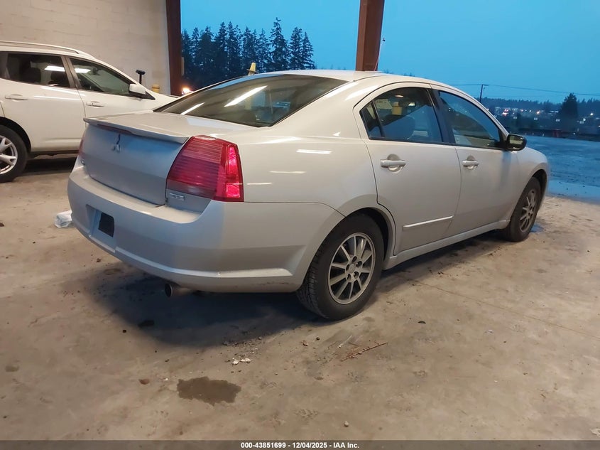 4A3AB46F75E013904 2005 MITSUBISHI GALANT photo no. 4