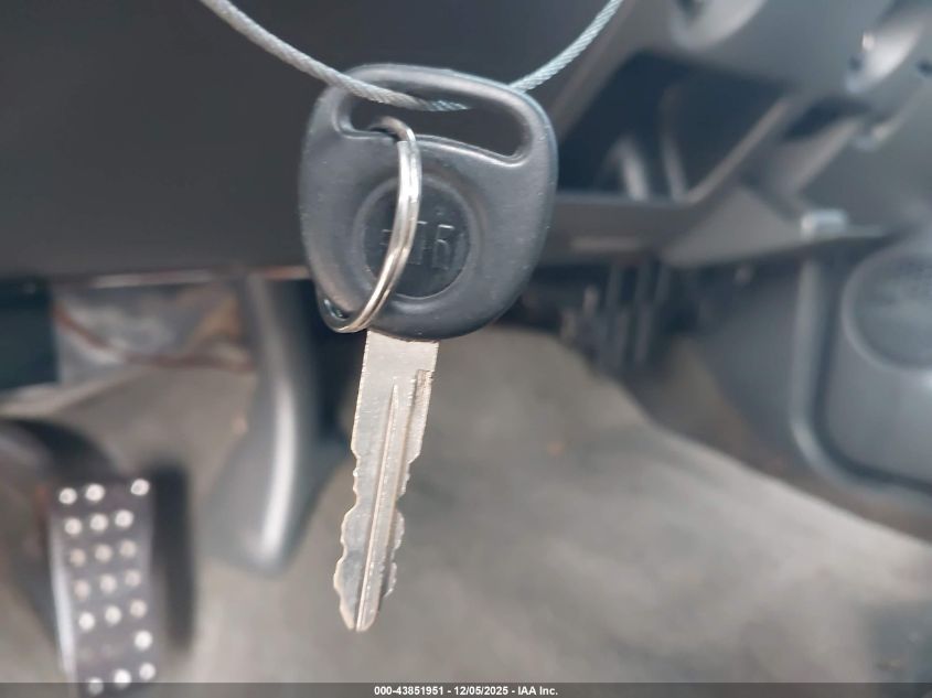 2005 GMC Sierra 1500 Work Truck VIN: 1GTEC19T55Z165142 Lot: 43851951