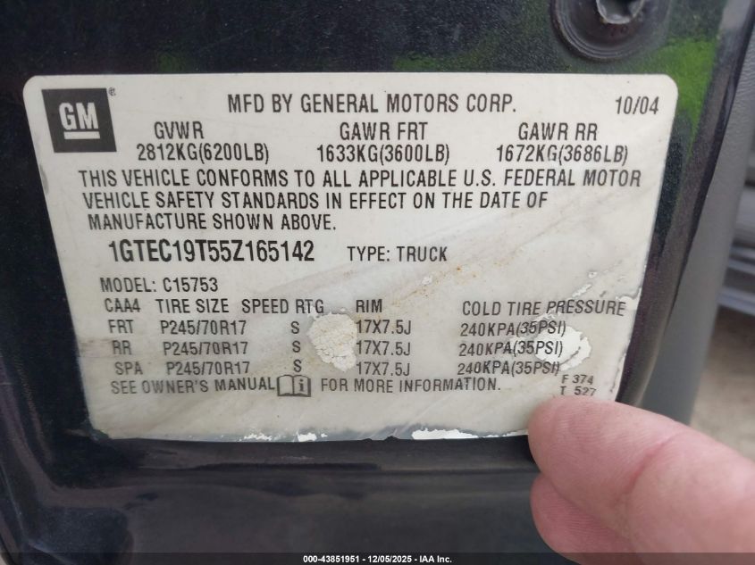 2005 GMC Sierra 1500 Work Truck VIN: 1GTEC19T55Z165142 Lot: 43851951