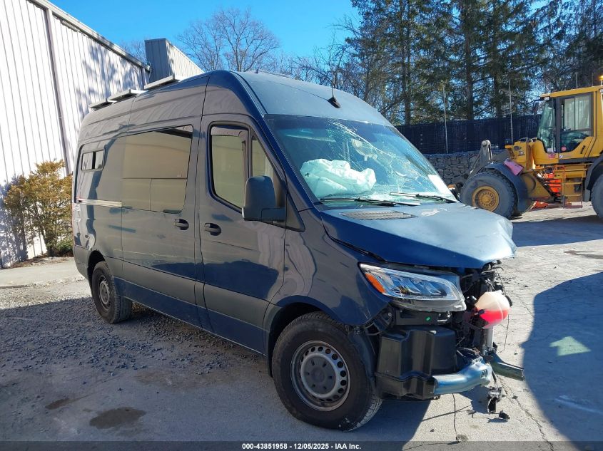 MERCEDES-BENZ SPRINTER STANDARD ROOF V6