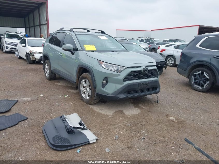 TOYOTA RAV4 XLE