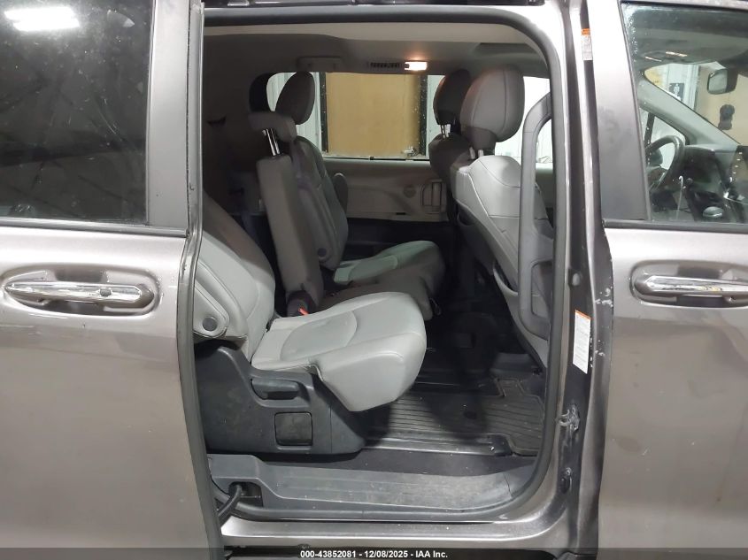 2023 Toyota Sienna Xle VIN: 5TDYRKEC6PS165923 Lot: 43852081