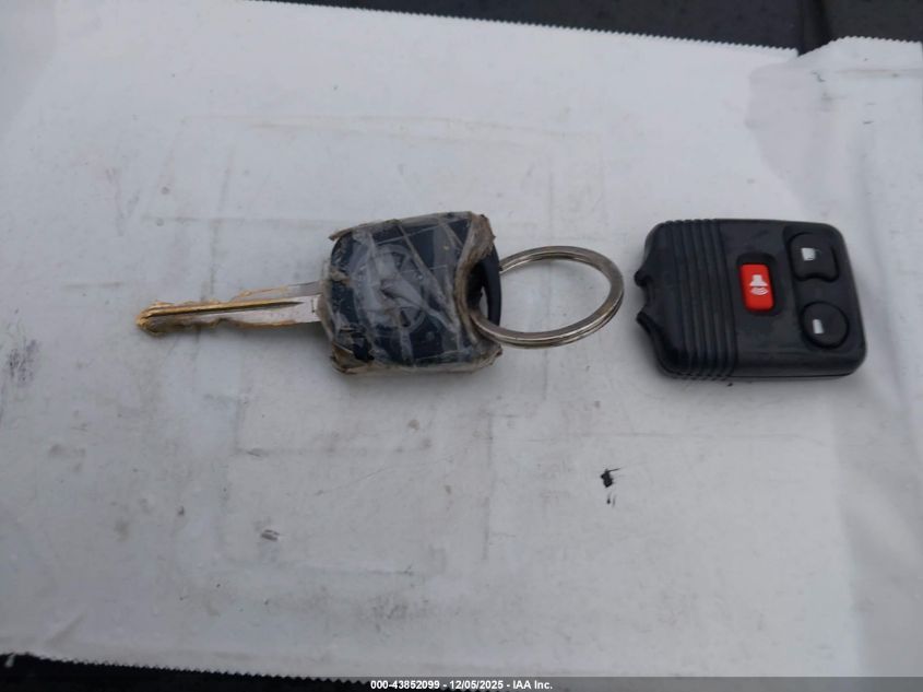 2003 Mazda Tribute Es V6 VIN: 4F2CZ96103KM05792 Lot: 43852099