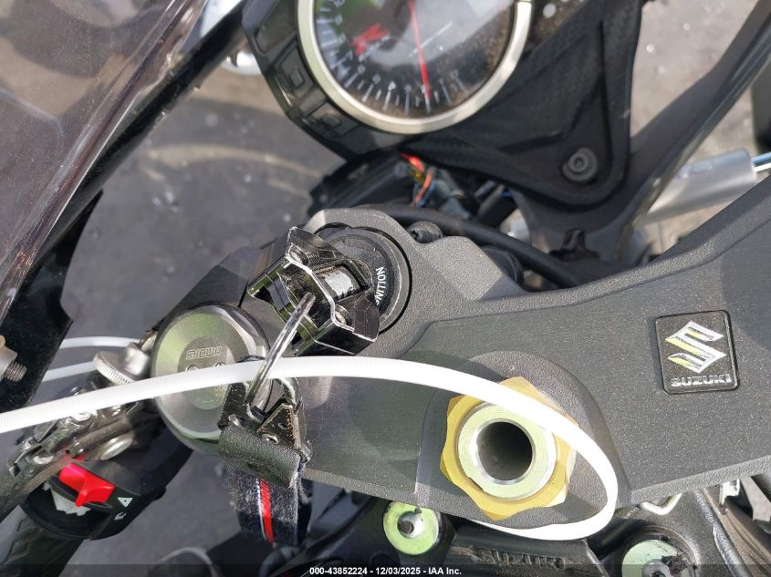 2019 Suzuki Gsx-R600 VIN: JS1GN7FA5K7100222 Lot: 43852224