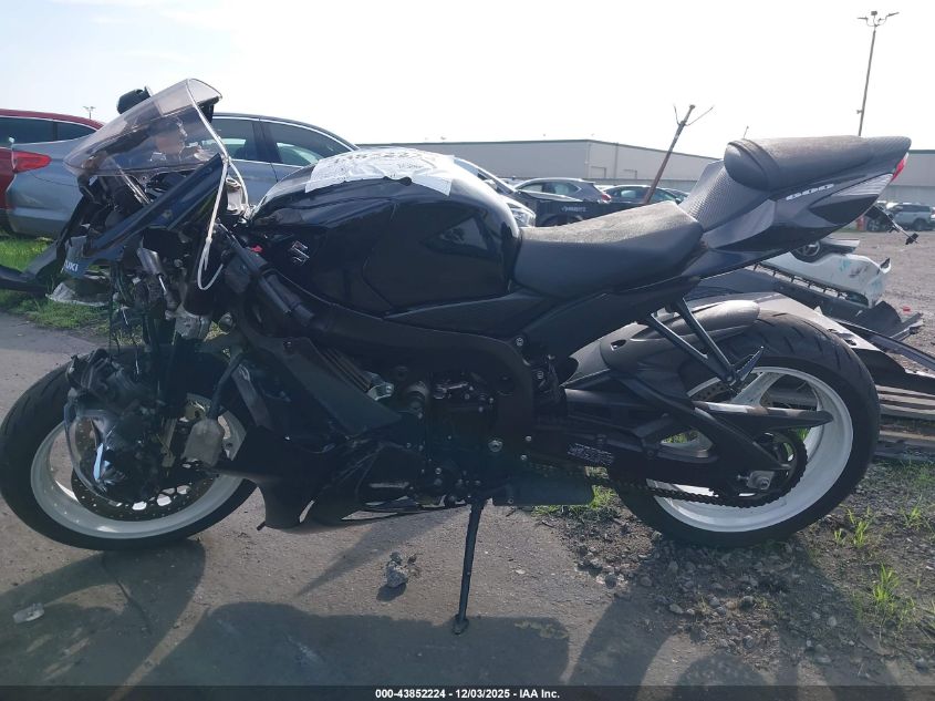 2019 Suzuki Gsx-R600 VIN: JS1GN7FA5K7100222 Lot: 43852224