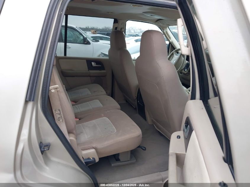 2004 Ford Expedition Xlt VIN: 1FMRU15W34LA28888 Lot: 43852228