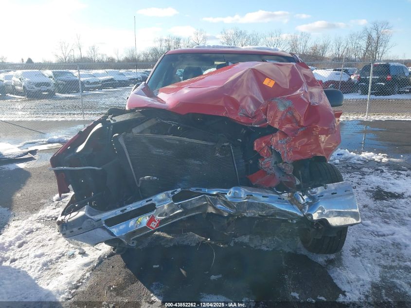 2003 Chevrolet Silverado 1500 Work Truck VIN: 1GCEC14X03Z272400 Lot: 43852262