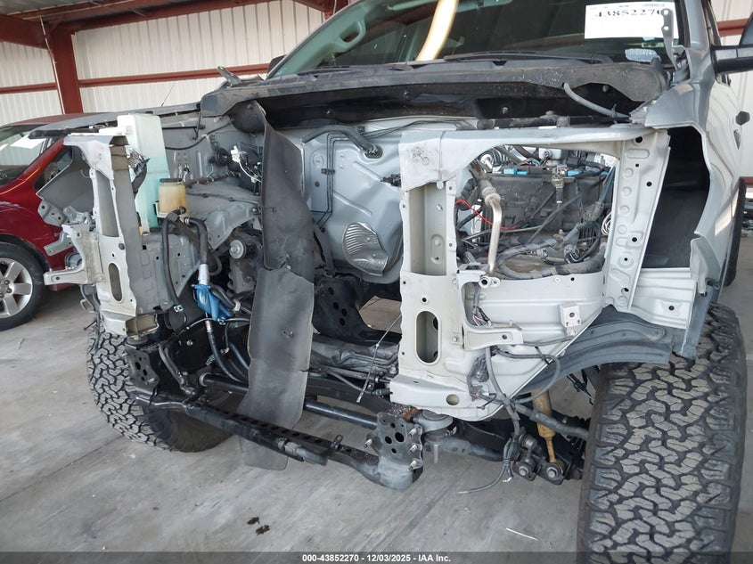 2018 TOYOTA TUNDRA auction photo 6