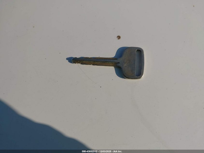 2007 Toyota Yaris VIN: JTDBT923171022556 Lot: 43852312